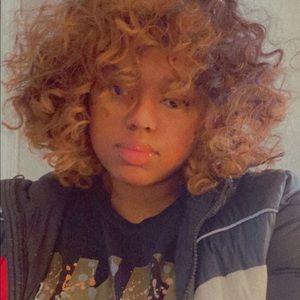 Meet your Posher, Geneva